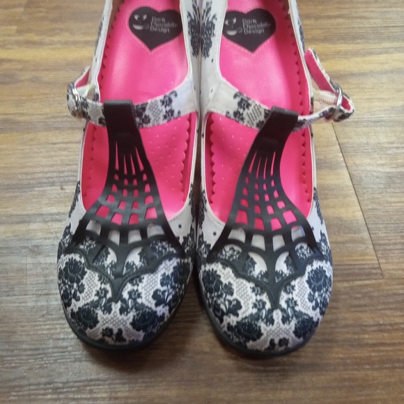 Chocolitas high heels spider web Mary Jane pump - Picture 7 of 7